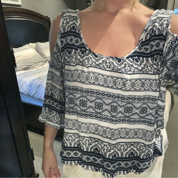 Floral blouse - Picture 4 of 4